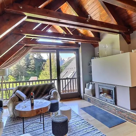 Holiday home Belle Maison De Montagne Vue Sur Aneto